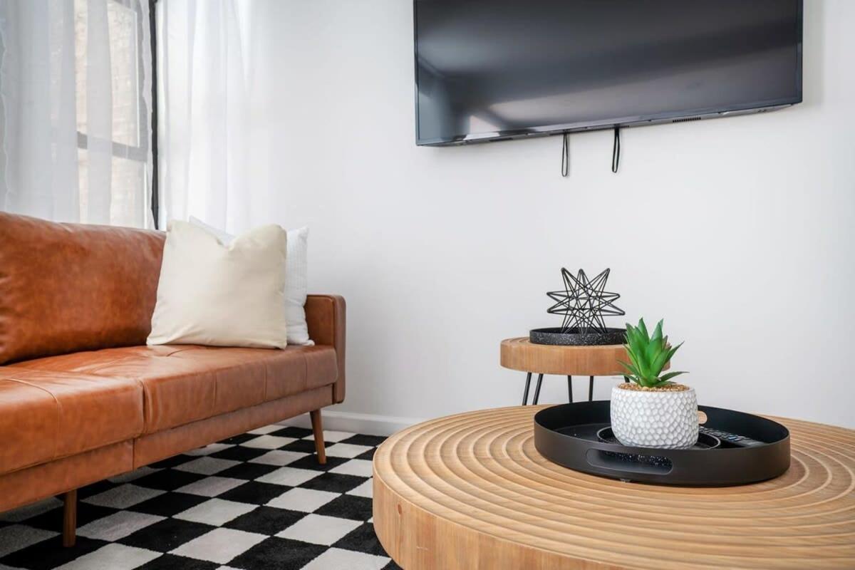 Apartamento 91-1d 3br 2baths Duplex With A Private Back Yard - Gym *